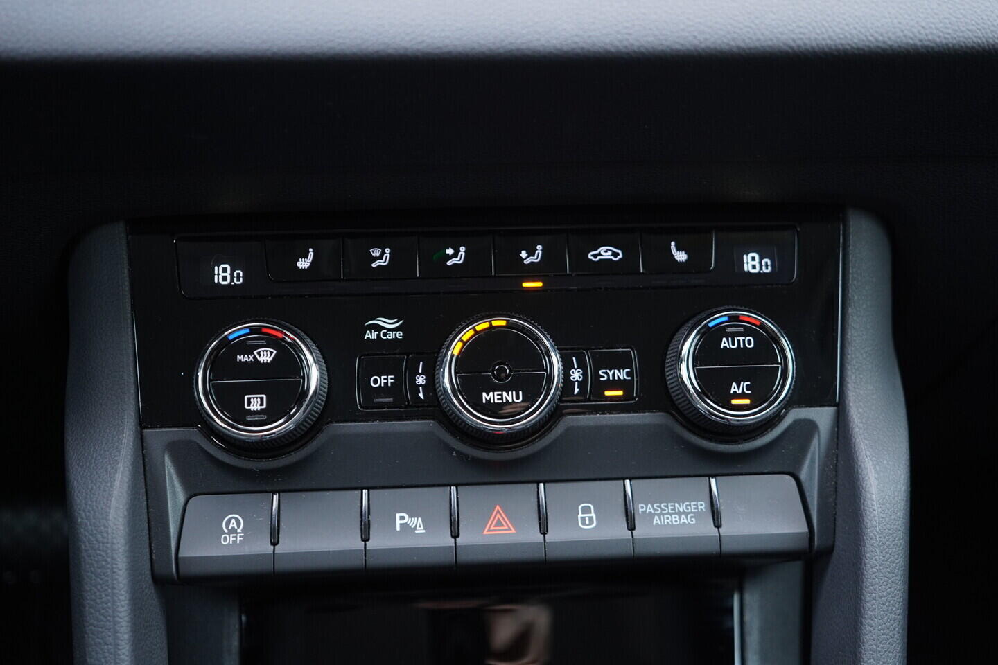 OV190V11380_33.webp_KAROQ Style 1.5 TSI 110 kW automat