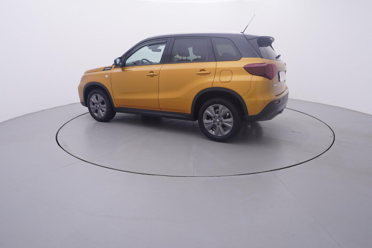 OV190V11392_12.webp_VITARA Premium 1.4 BoosterJet 95 kW manuál
