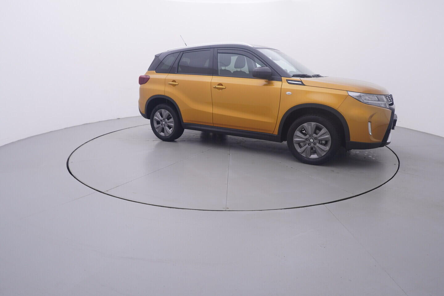 OV190V11392_16.webp_VITARA Premium 1.4 BoosterJet 95 kW manuál