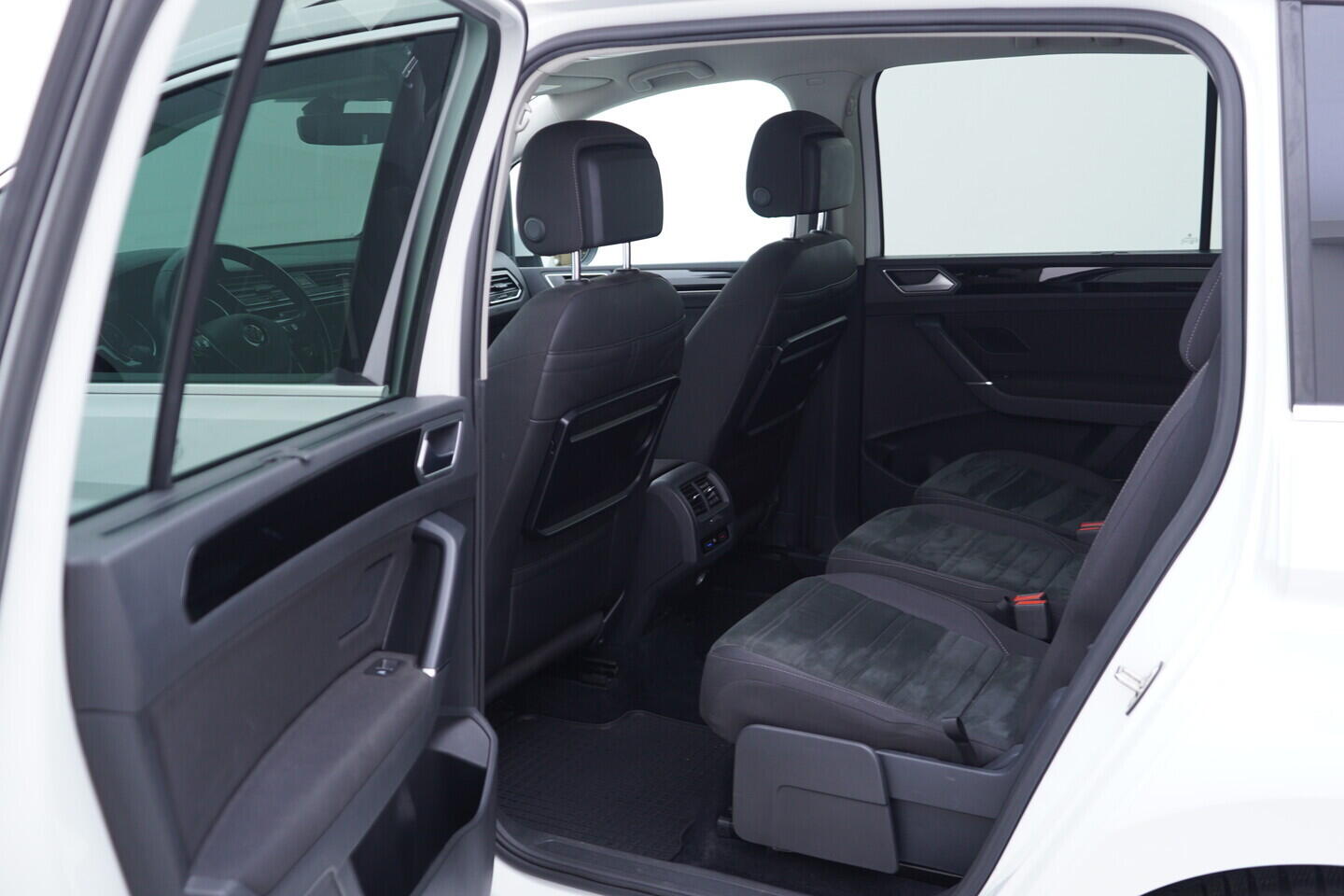 OV190V11394_34.webp_TOURAN  1.4 TSI 110 kW automat