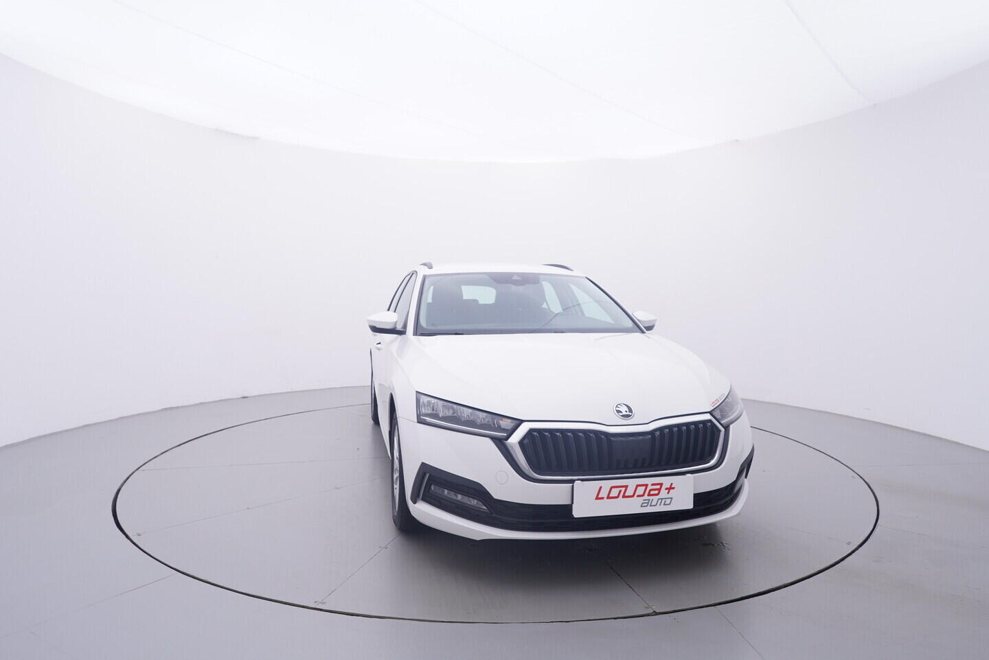 OV190V11411_17.webp_OCTAVIA Ambition 2.0 TDI 85 kW manuál, DPH