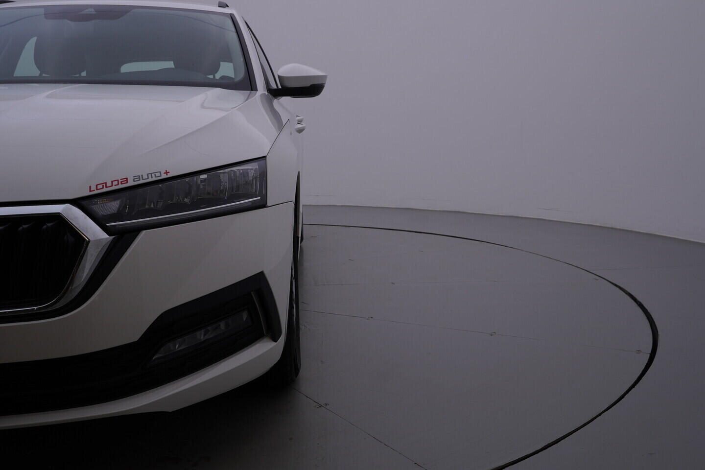 OV190V11411_40.webp_OCTAVIA Ambition 2.0 TDI 85 kW manuál, DPH