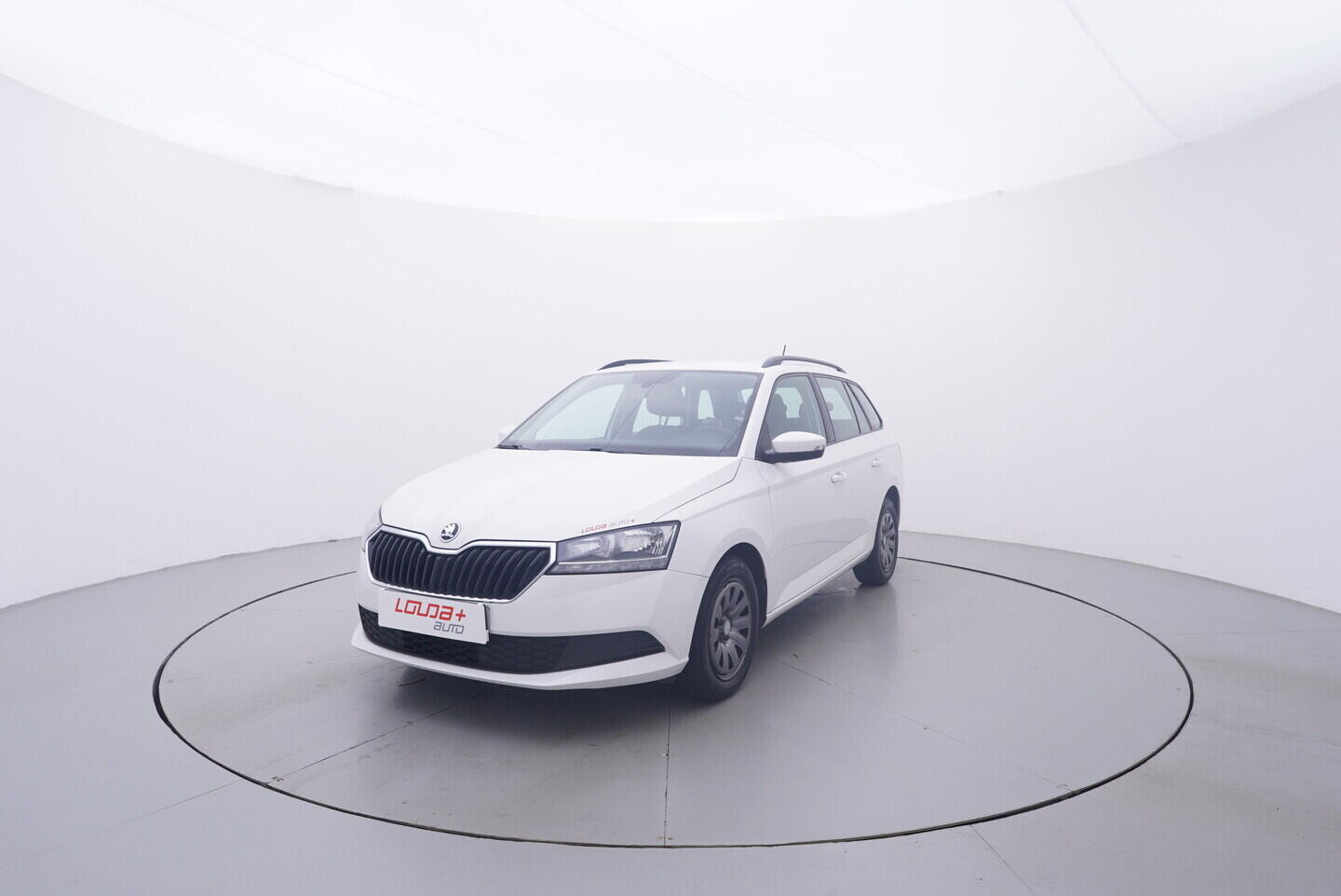 OV190V11412_10.webp_FABIA Tour 1.0 TSI 70 kW manuál, DPH