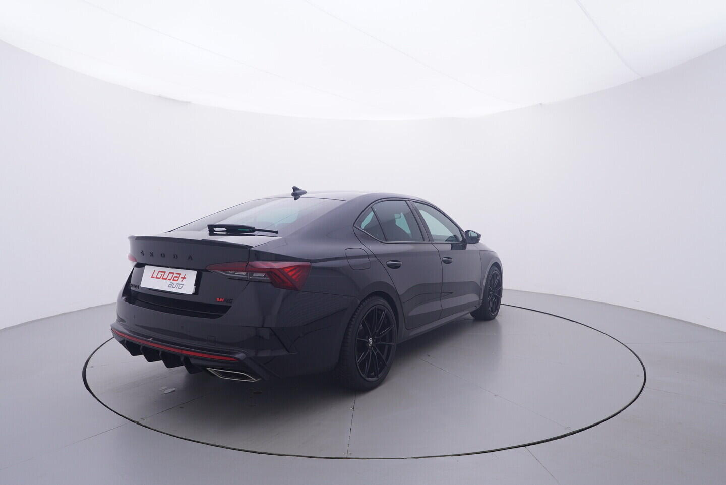 OV190V11417_14.webp_OCTAVIA RS 2.0 TDI 147 kW automat