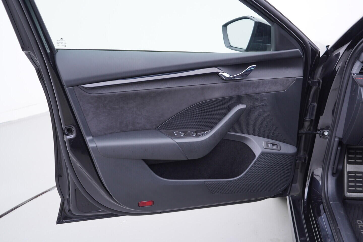 OV190V11417_19.webp_OCTAVIA RS 2.0 TDI 147 kW automat