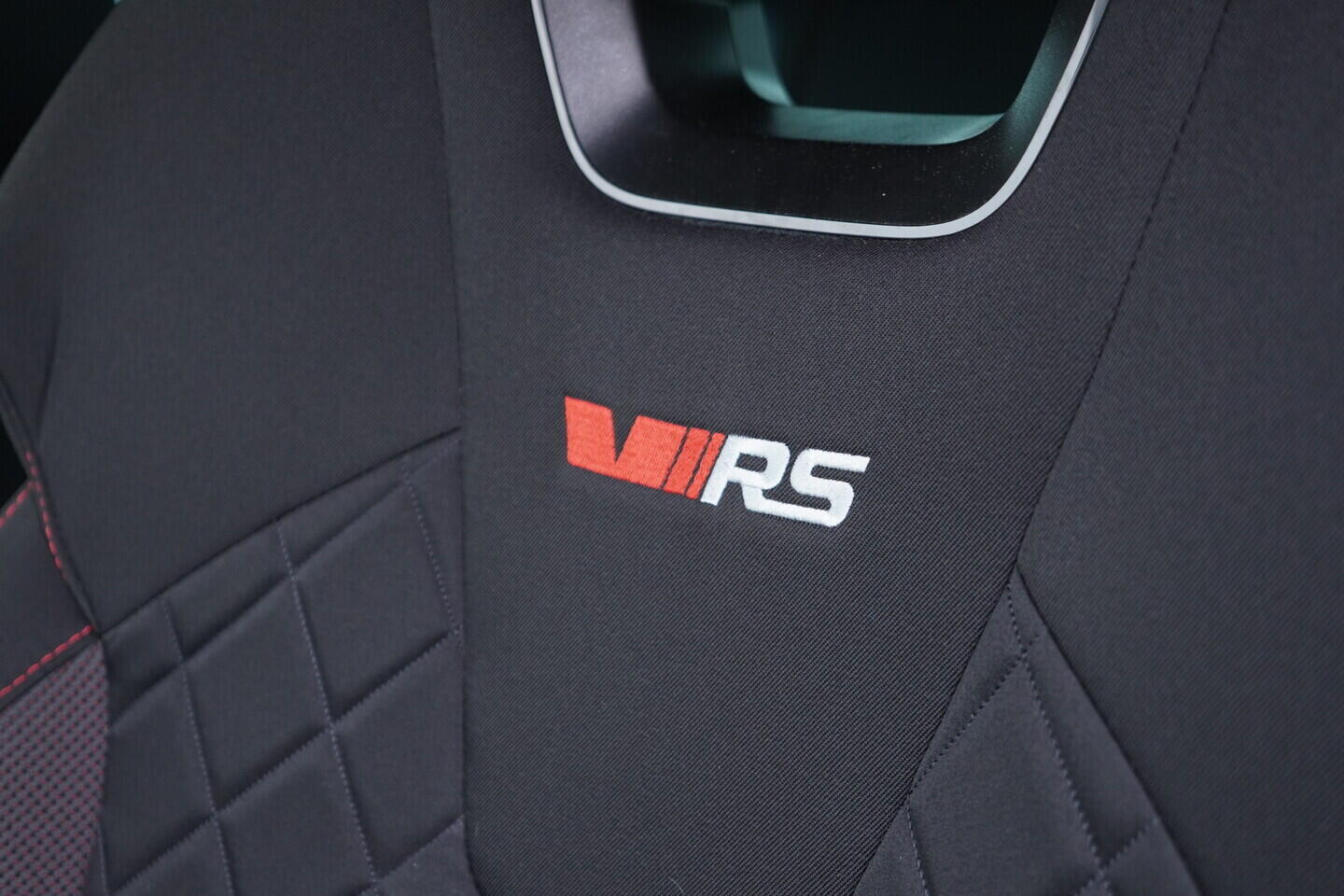 OV190V11417_24.webp_OCTAVIA RS 2.0 TDI 147 kW automat