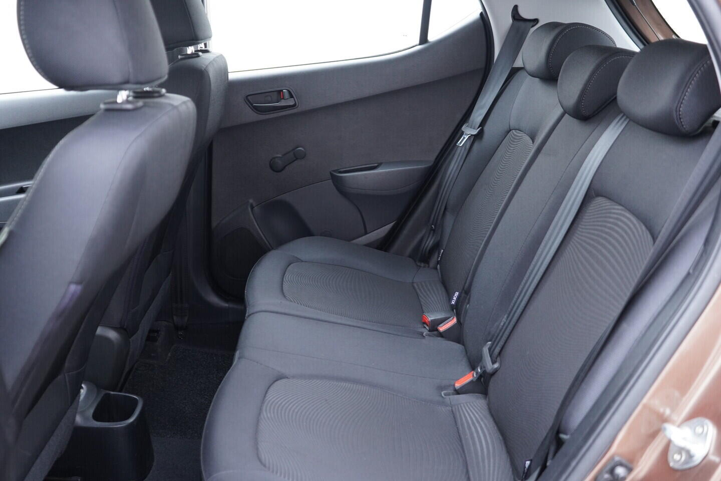 OV190V11441_33.webp_I10 Comfort 1.0 MPI 48 kW manuál