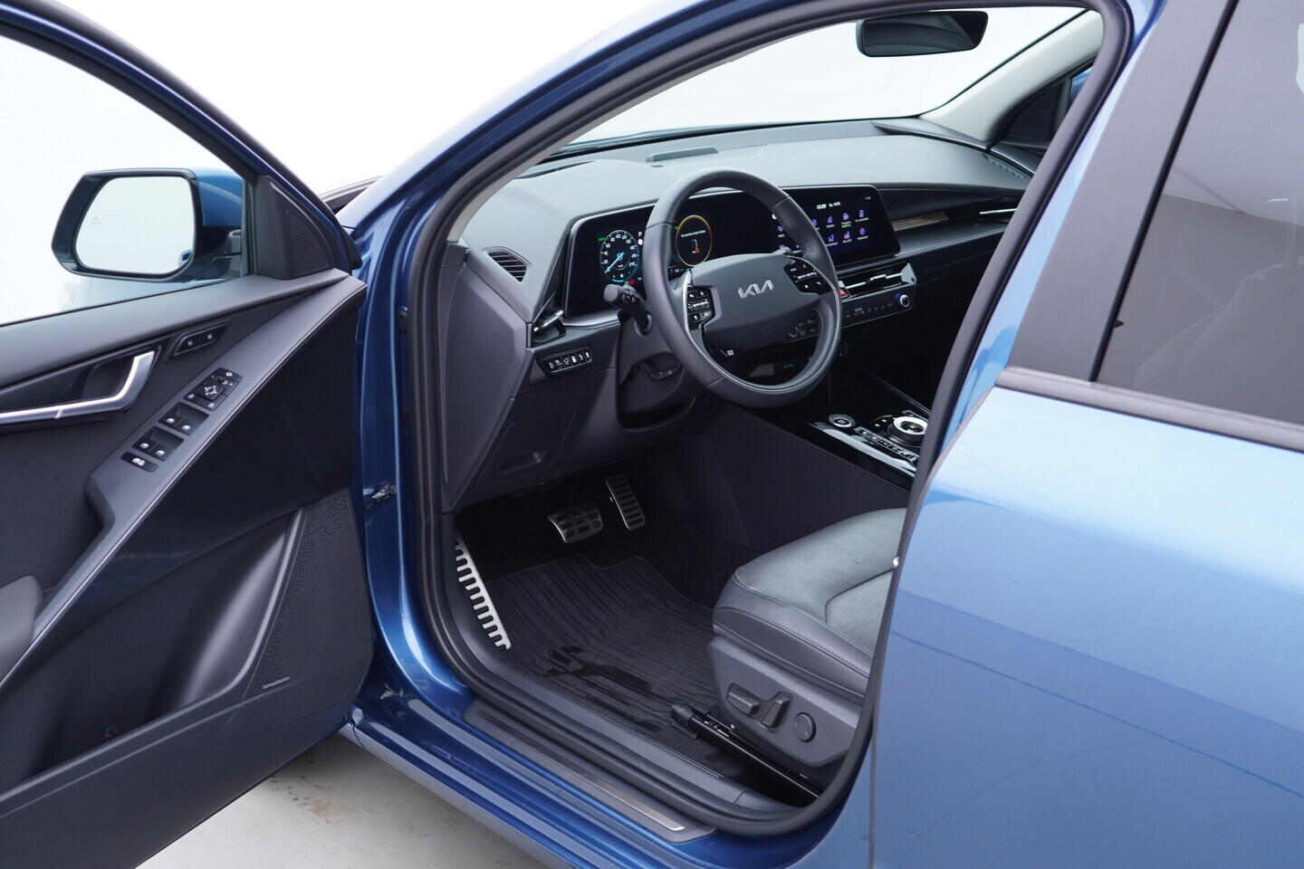 OV190V11448_18.webp_NIRO Premium 1.6 PHEV 135 kW automat