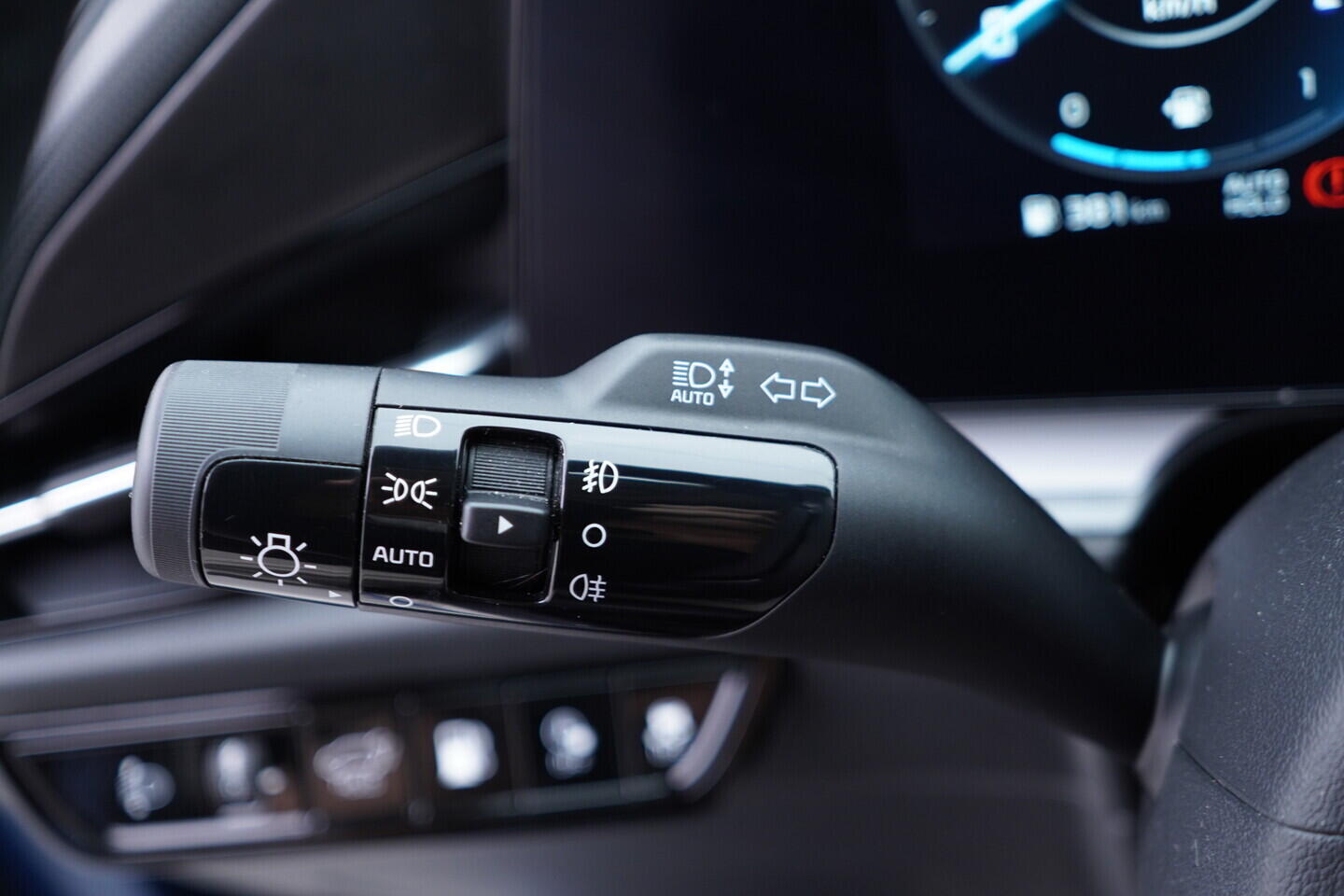OV190V11448_26.webp_NIRO Premium 1.6 PHEV 135 kW automat
