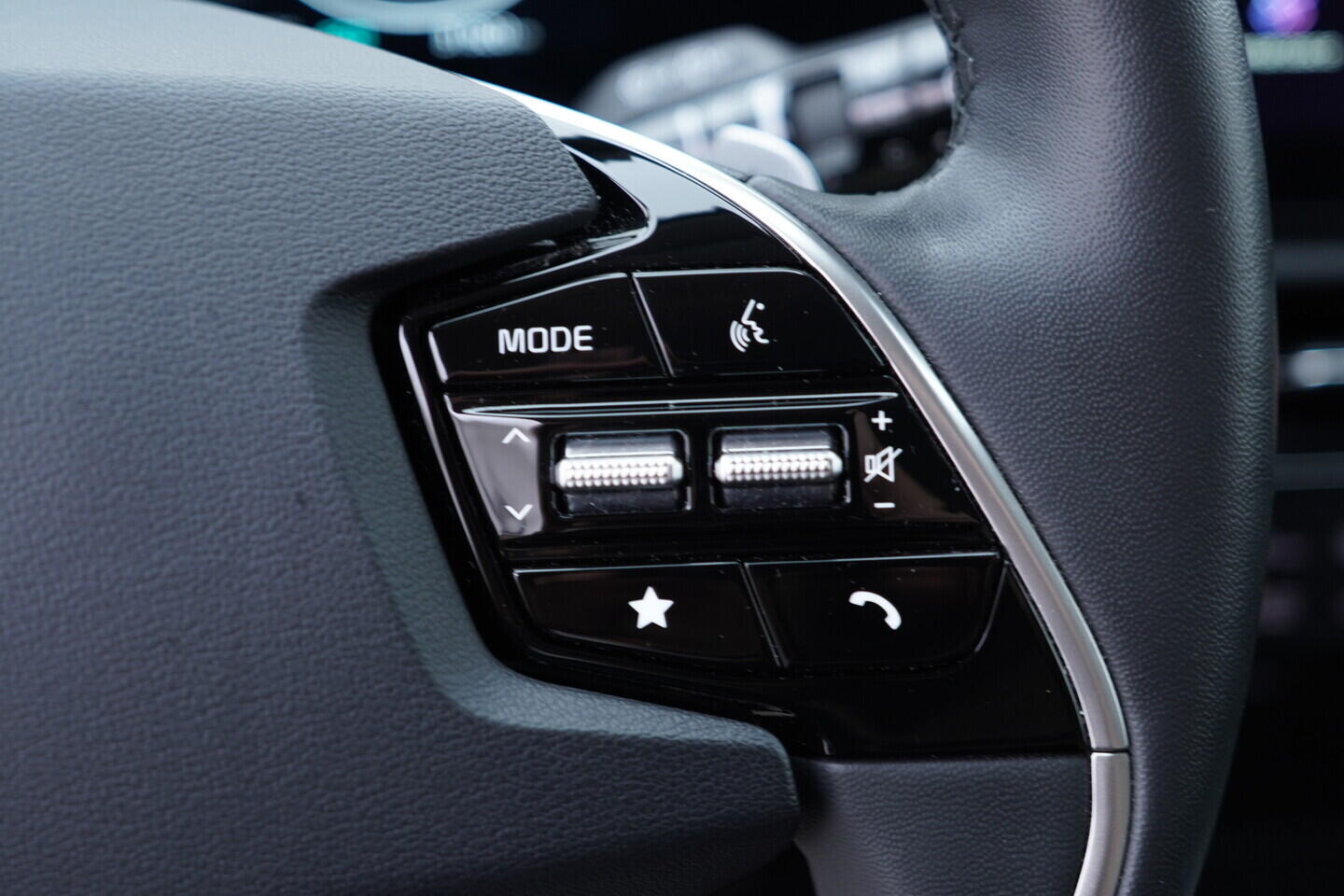 OV190V11448_30.webp_NIRO Premium 1.6 PHEV 135 kW automat