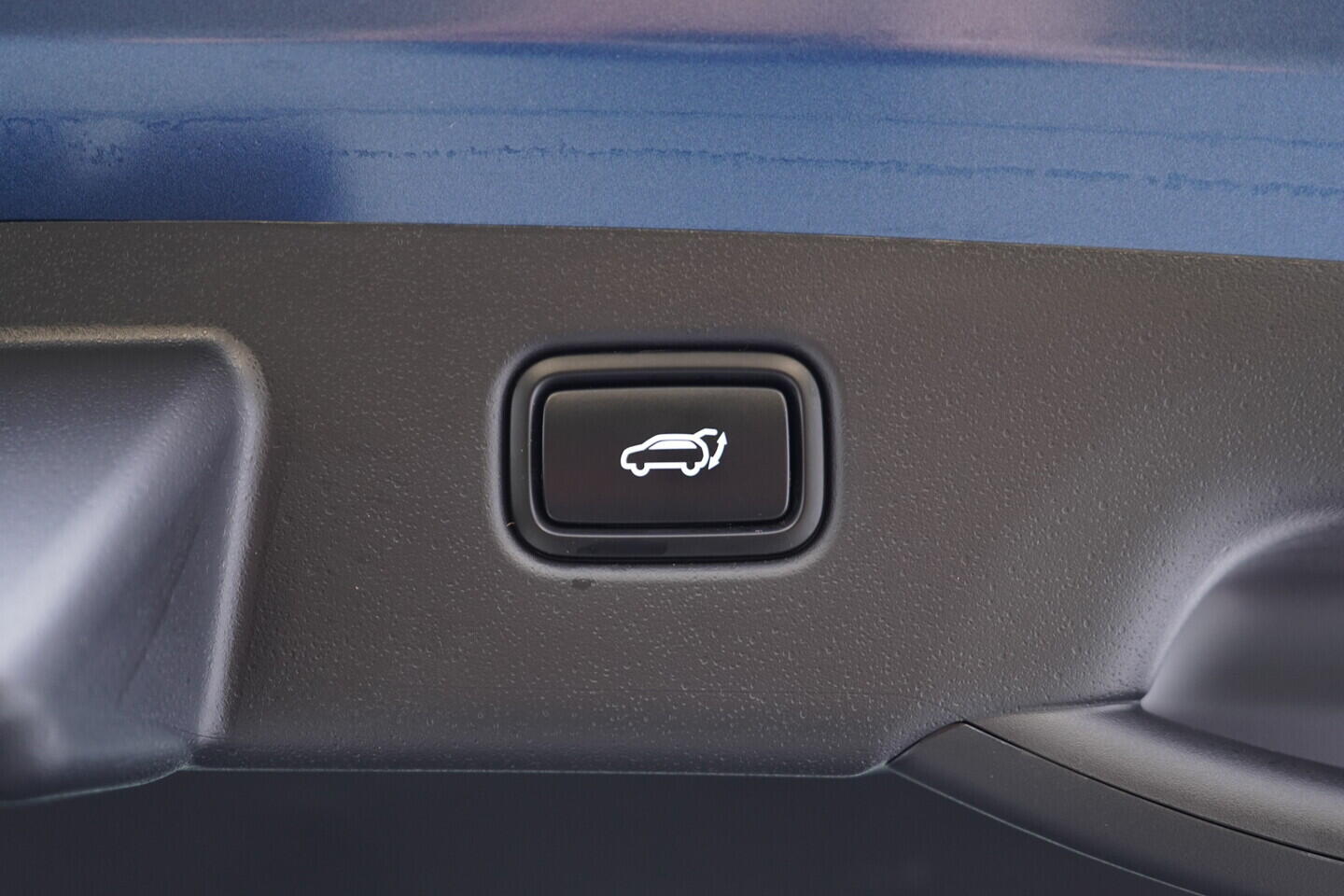 OV190V11448_54.webp_NIRO Premium 1.6 PHEV 135 kW automat