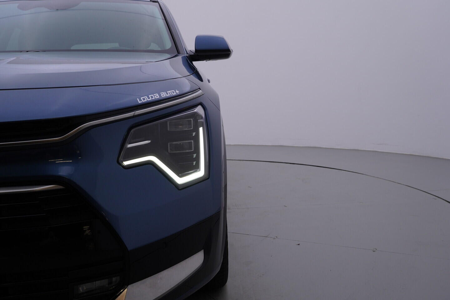 OV190V11448_57.webp_NIRO Premium 1.6 PHEV 135 kW automat