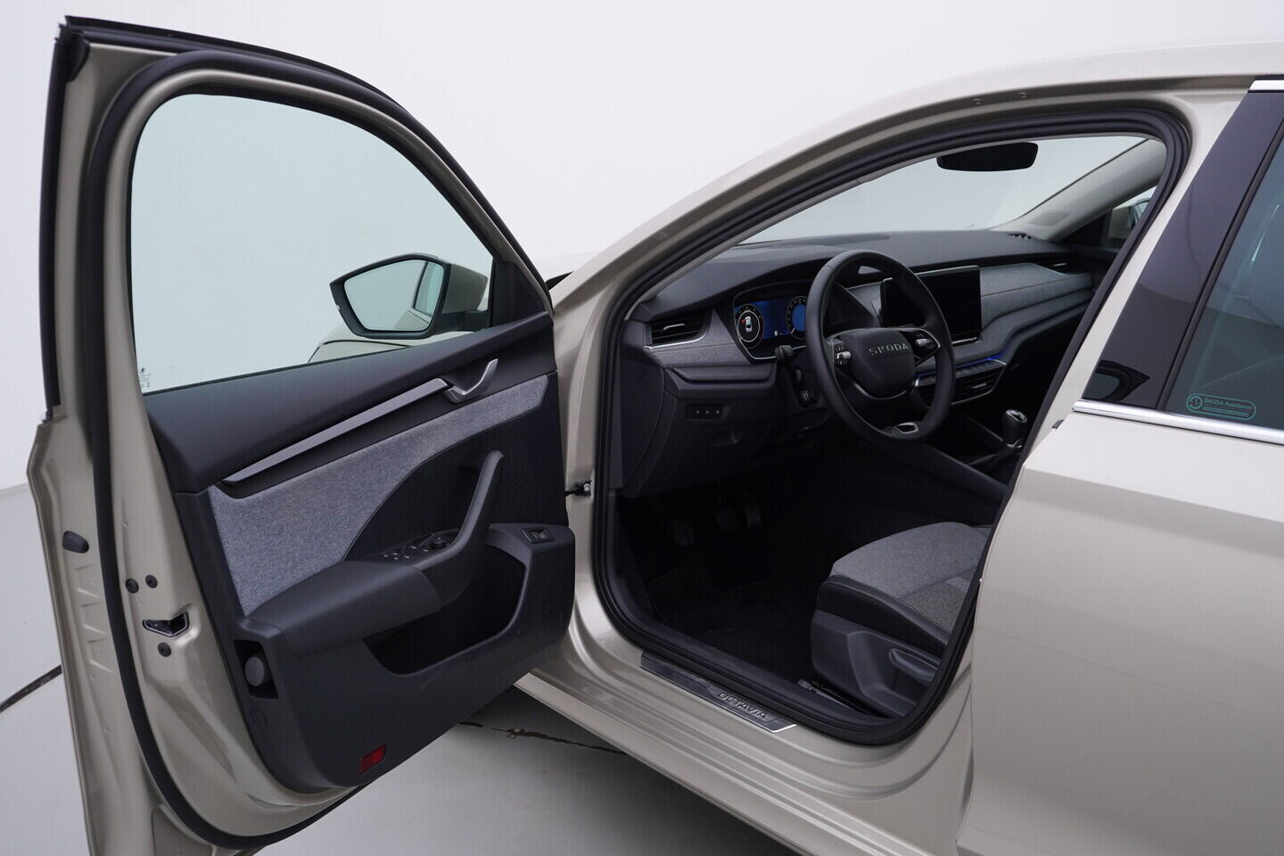 OV190V11453_18.webp_OCTAVIA Top Selection 1.5 TSI 110 kW manuál, DPH