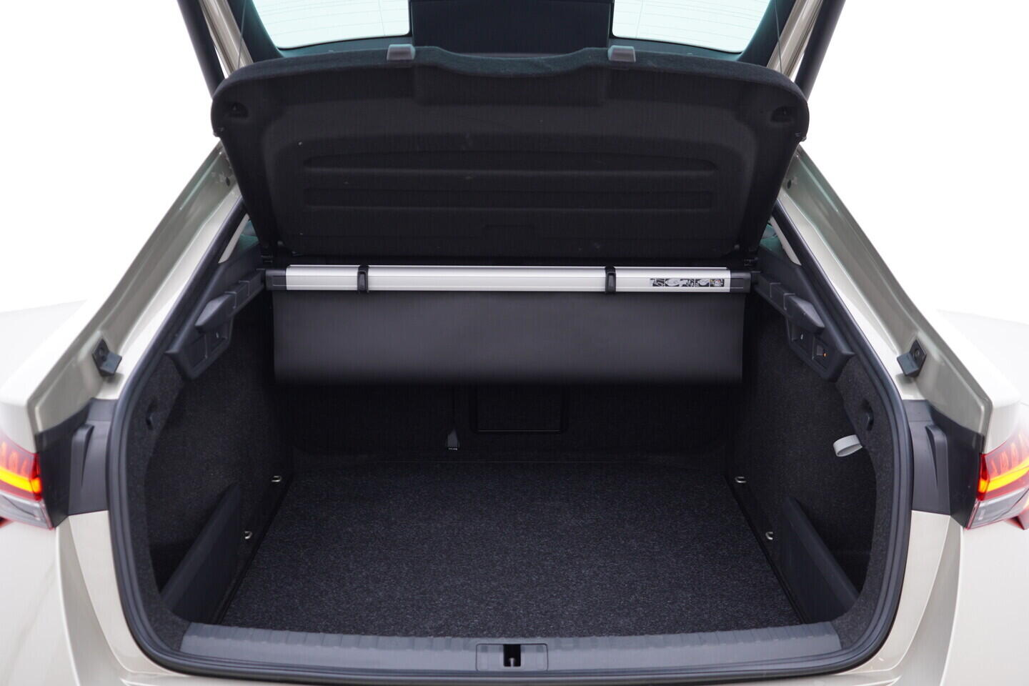 OV190V11453_39.webp_OCTAVIA Top Selection 1.5 TSI 110 kW manuál, DPH