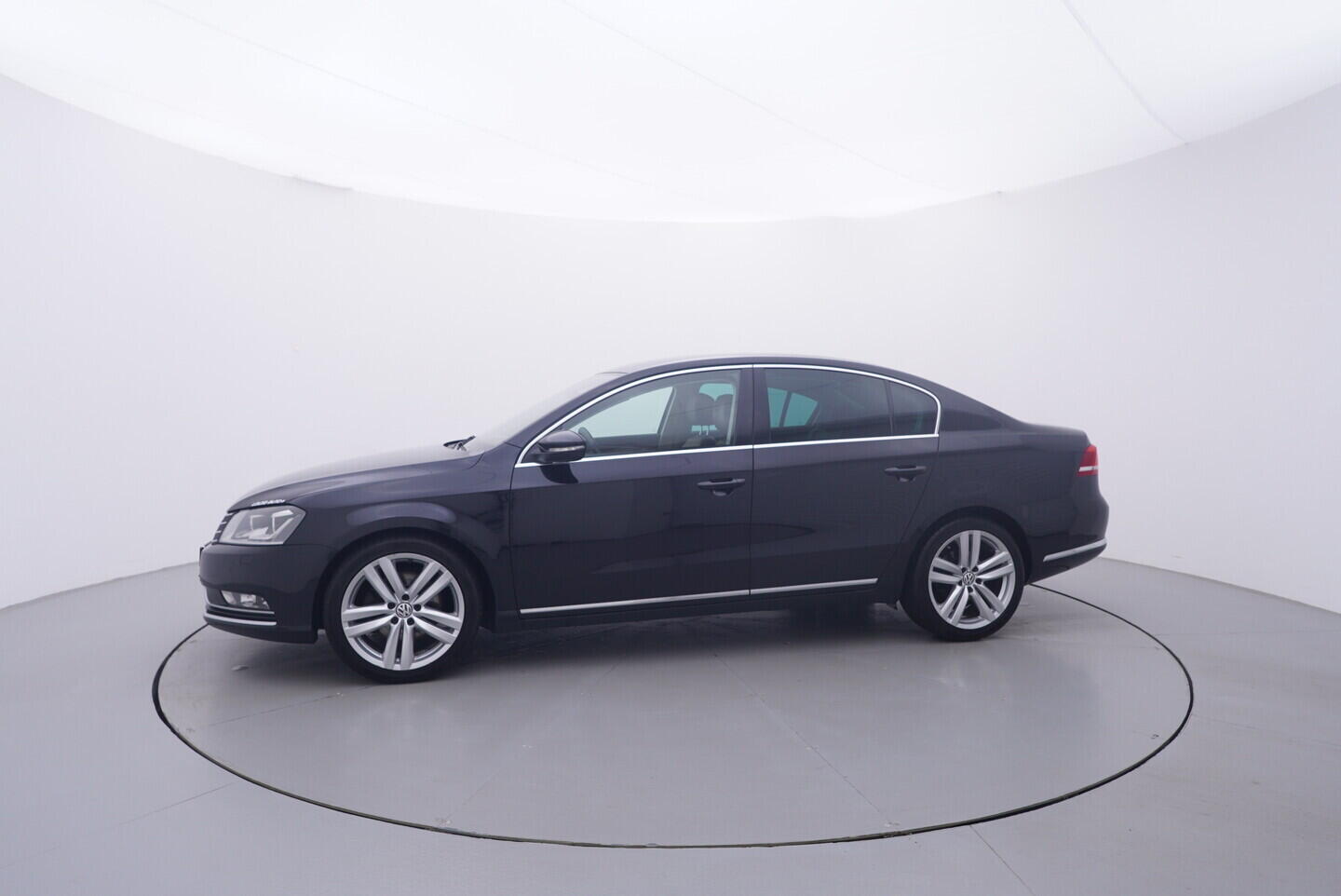OV190V11454_11.webp_PASSAT  2.0 TDI 130 kW automat