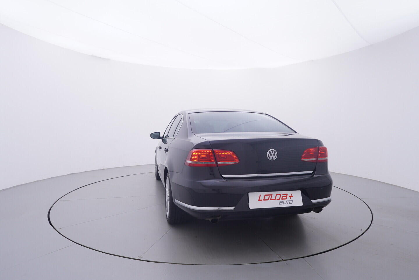 OV190V11454_13.webp_PASSAT  2.0 TDI 130 kW automat
