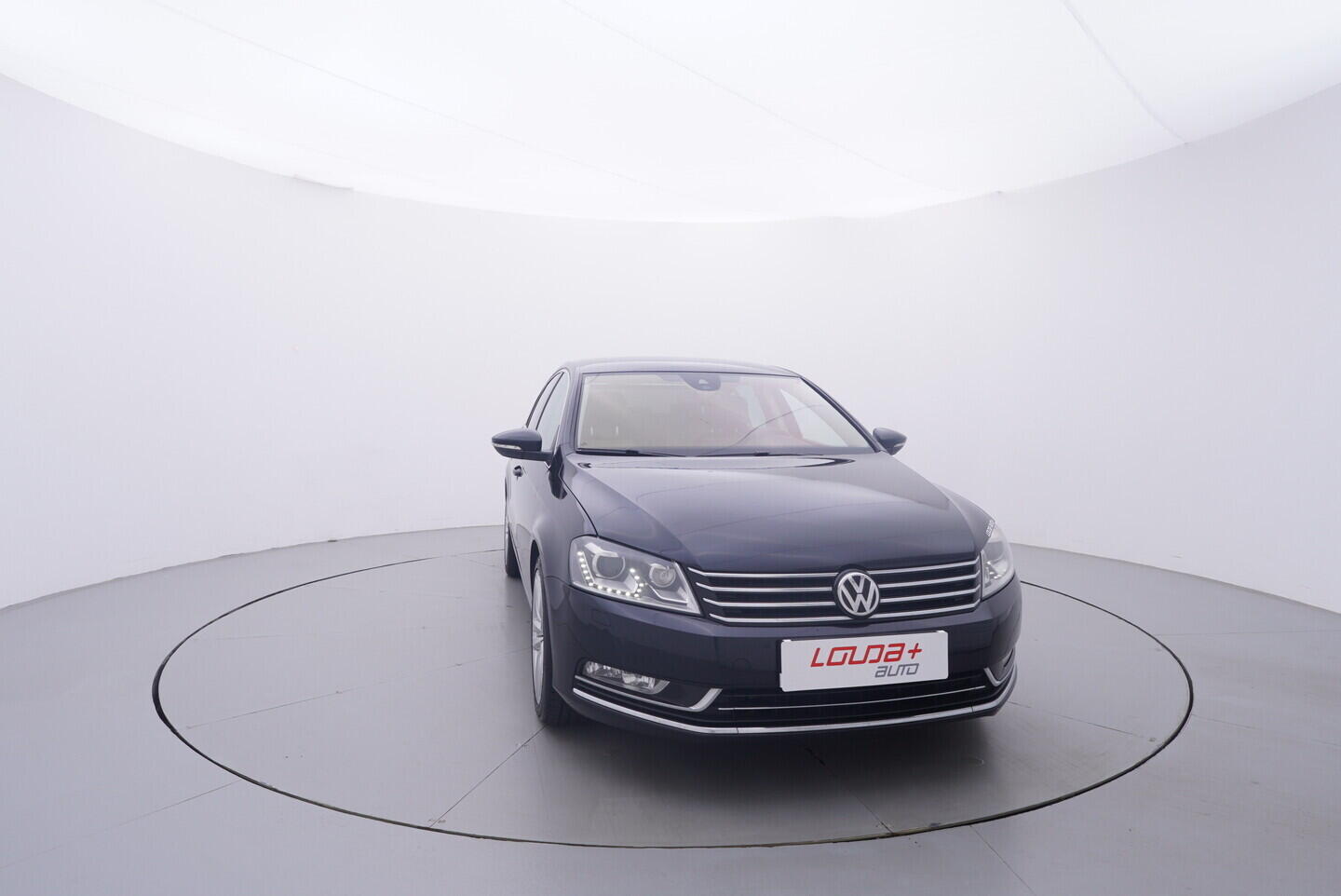 OV190V11454_17.webp_PASSAT  2.0 TDI 130 kW automat