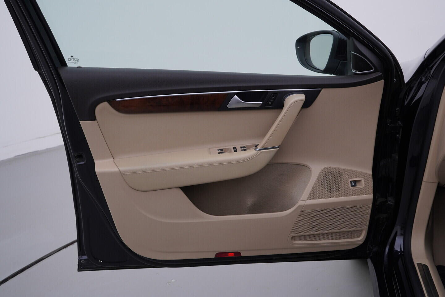 OV190V11454_19.webp_PASSAT  2.0 TDI 130 kW automat