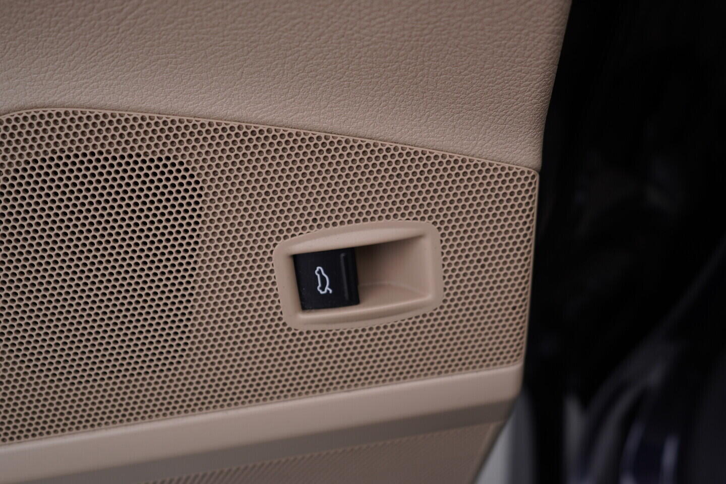 OV190V11454_21.webp_PASSAT  2.0 TDI 130 kW automat