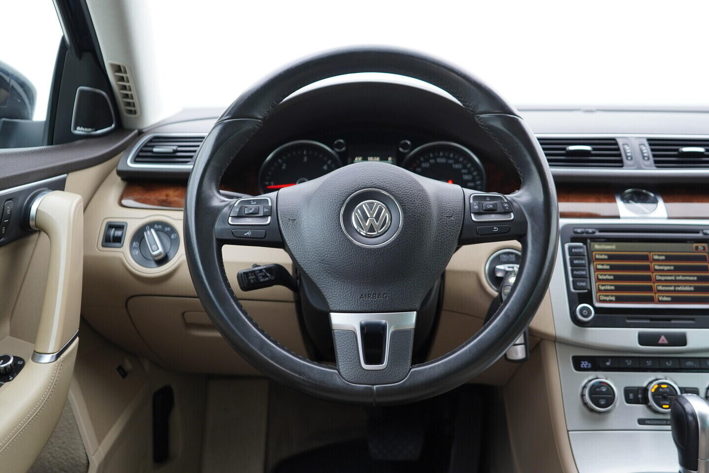 OV190V11454_29.webp_PASSAT  2.0 TDI 130 kW automat