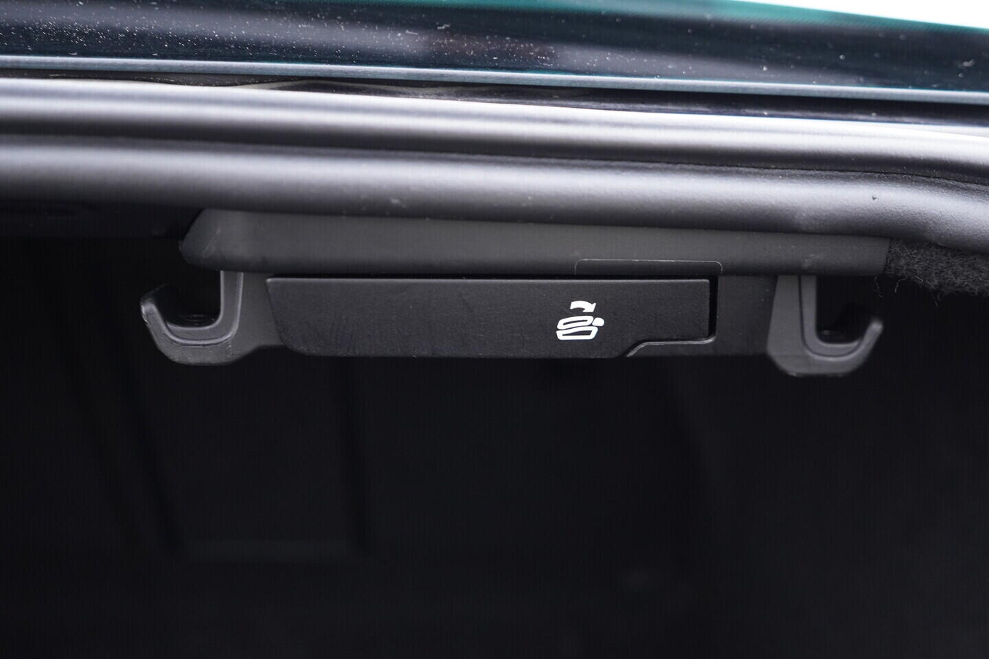 OV190V11454_40.webp_PASSAT  2.0 TDI 130 kW automat