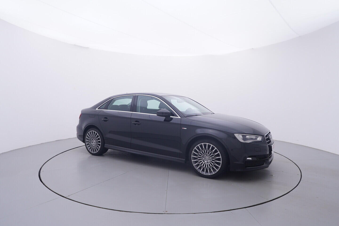 OV190V11457_16.webp_A3 ST-line 1.4 TSI 110 kW manuál