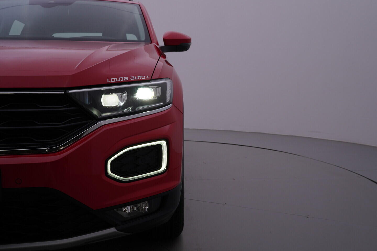OV190V11463_42.webp_T-ROC  1.0 TSI 81 kW manuál