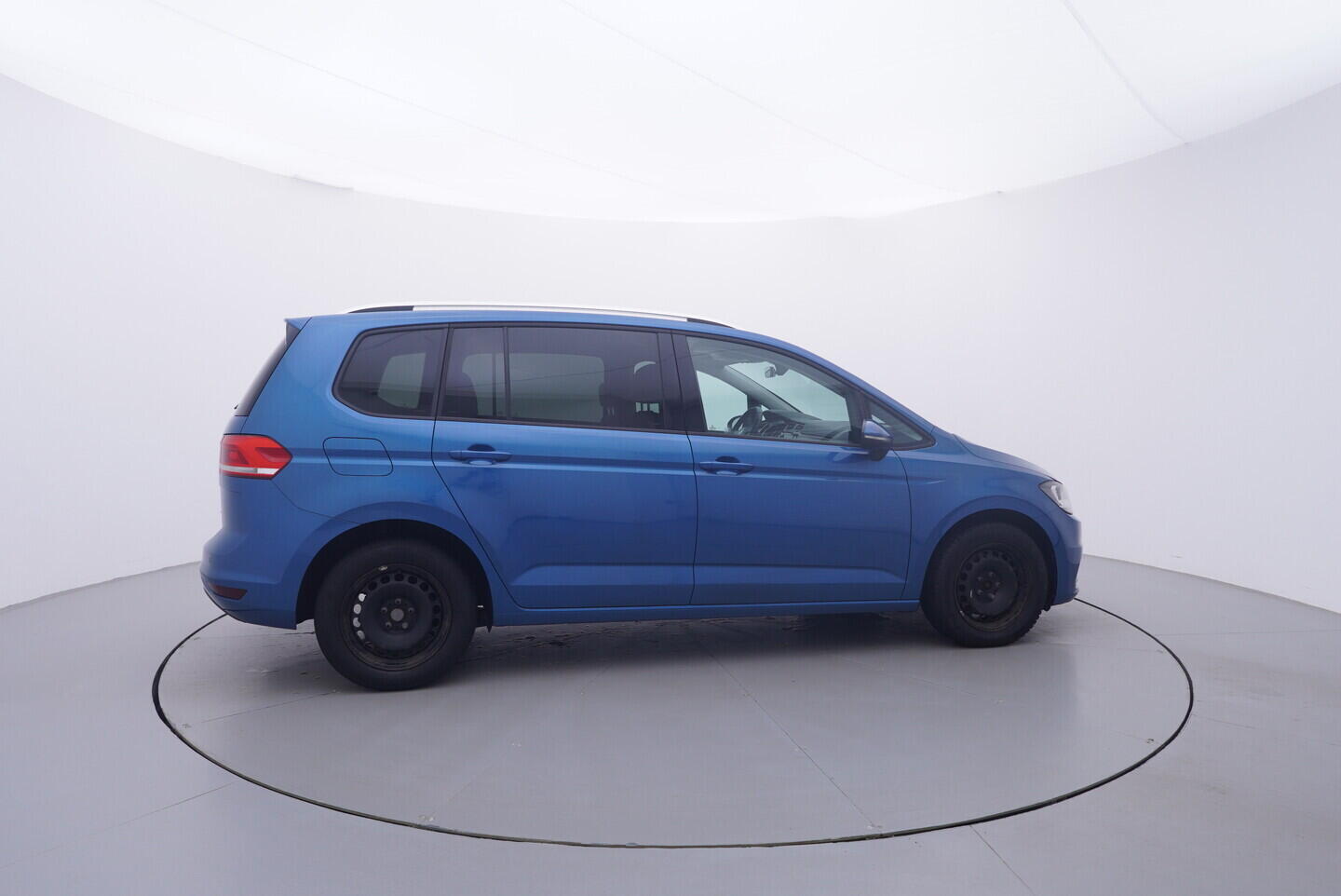 OV190V11464_15.webp_TOURAN Maraton Edition 2.0 TDI 110 kW automat