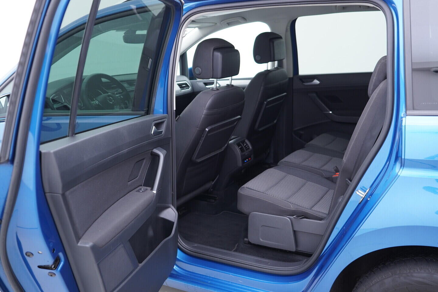 OV190V11464_33.webp_TOURAN Maraton Edition 2.0 TDI 110 kW automat