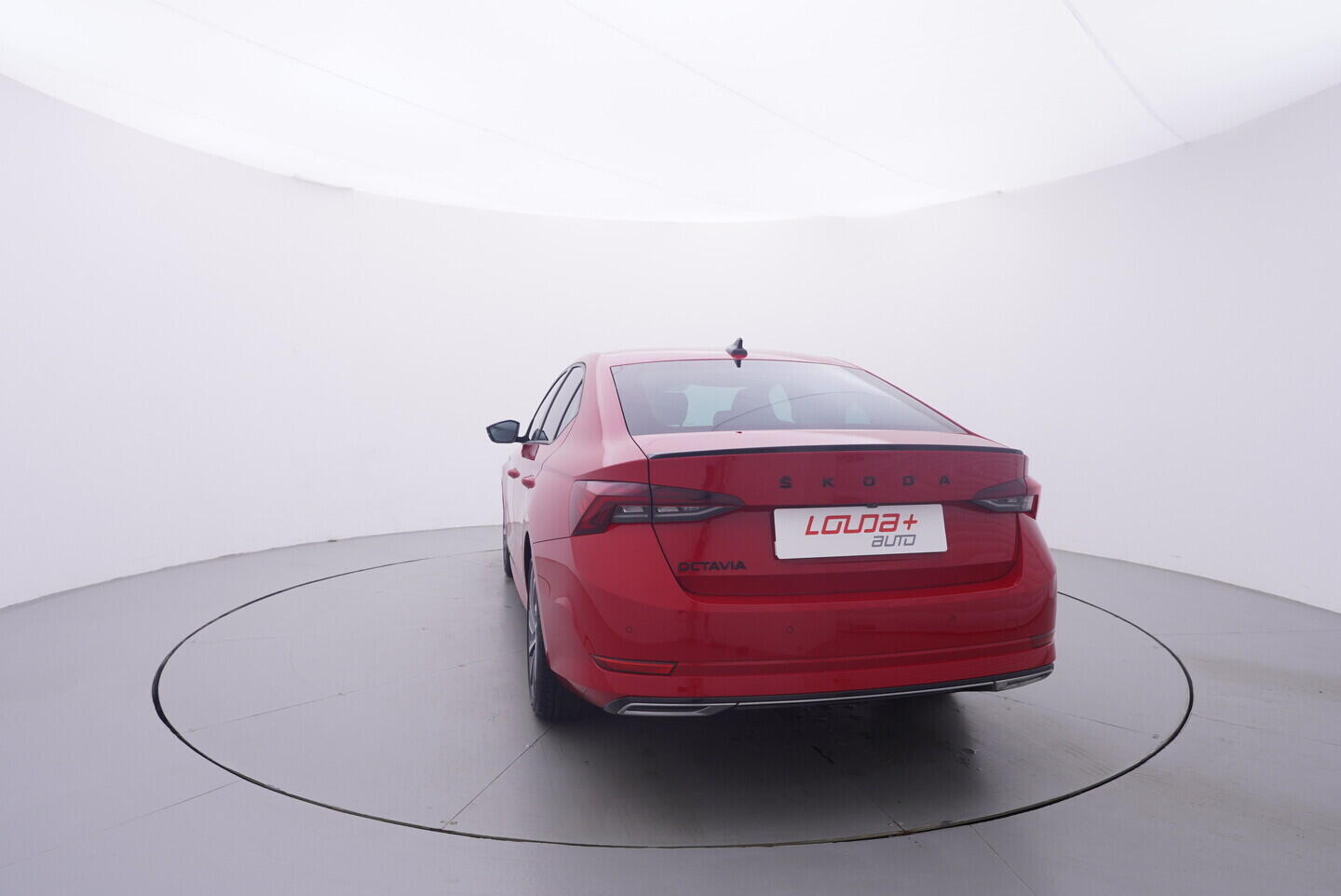 OV190V11468_13.webp_OCTAVIA SportLine 1.5 TSI 110 kW automat, DPH