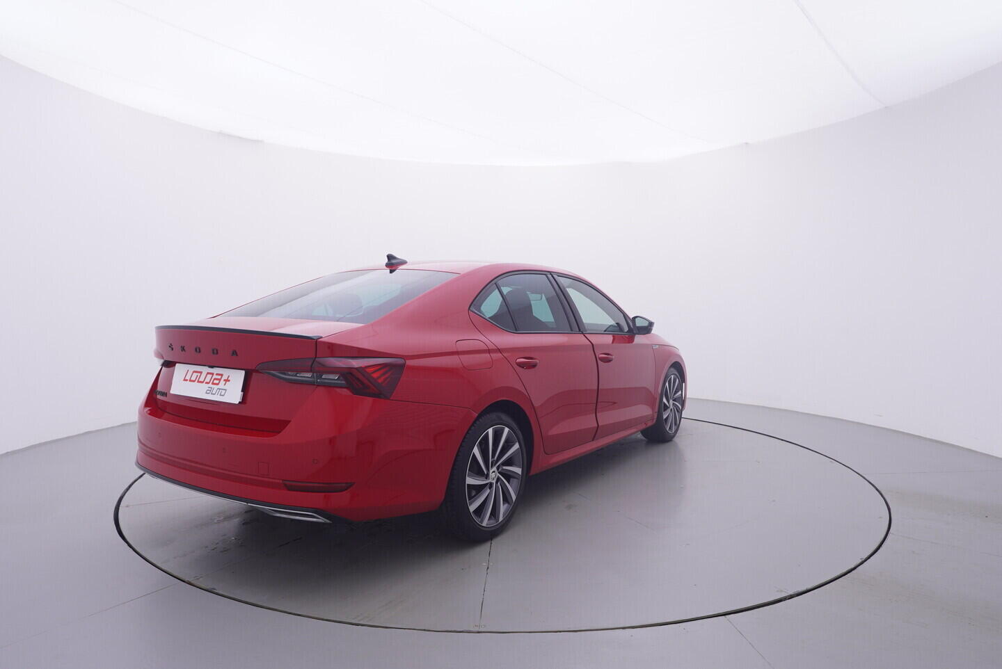 OV190V11468_14.webp_OCTAVIA SportLine 1.5 TSI 110 kW automat, DPH