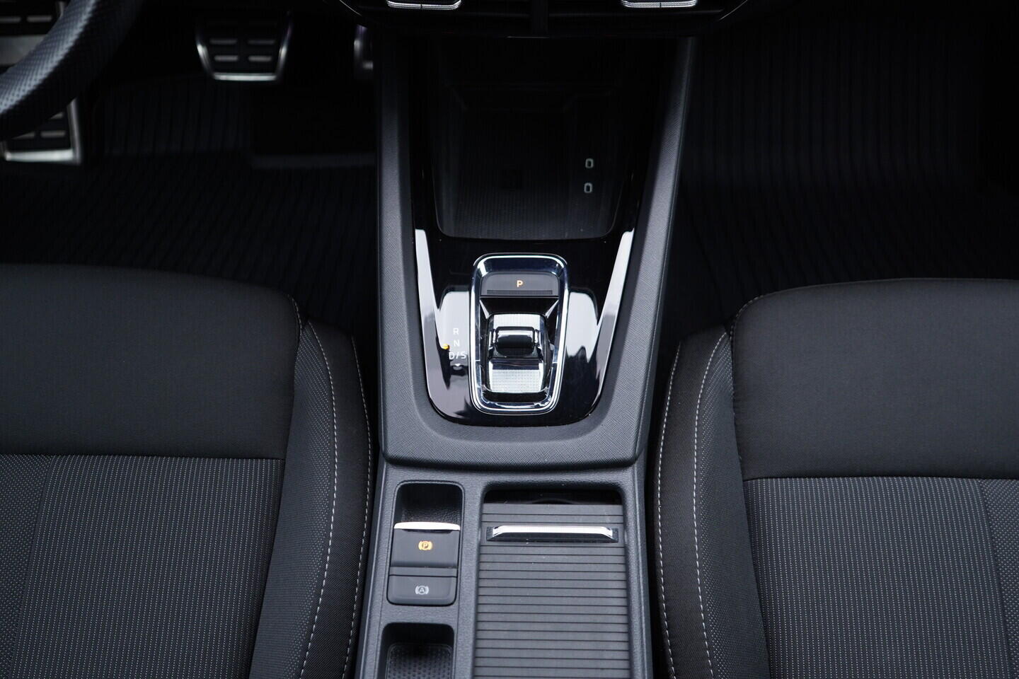 OV190V11468_34.webp_OCTAVIA SportLine 1.5 TSI 110 kW automat, DPH
