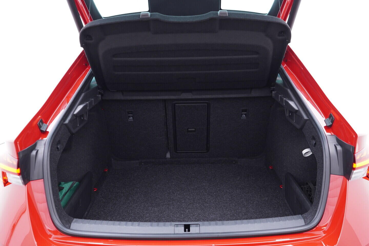 OV190V11468_39.webp_OCTAVIA SportLine 1.5 TSI 110 kW automat, DPH