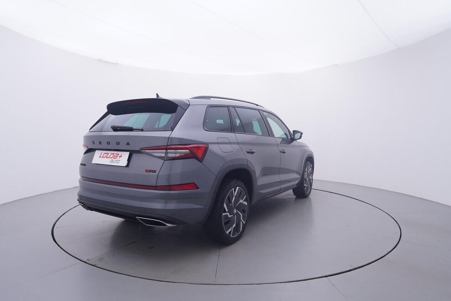 OV190V11469_14.webp_KODIAQ RS 2.0 TSI 180 kW automat, DPH