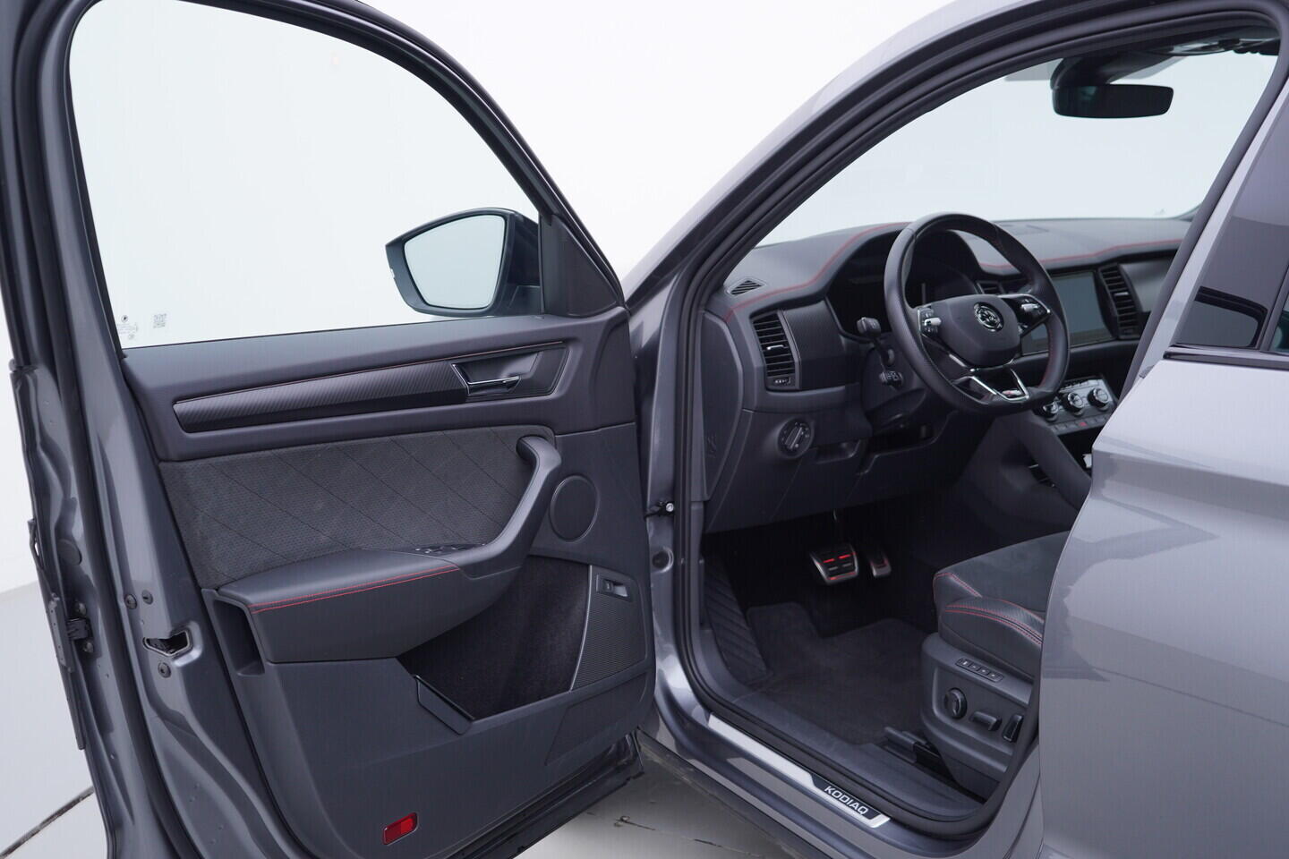 OV190V11469_18.webp_KODIAQ RS 2.0 TSI 180 kW automat, DPH