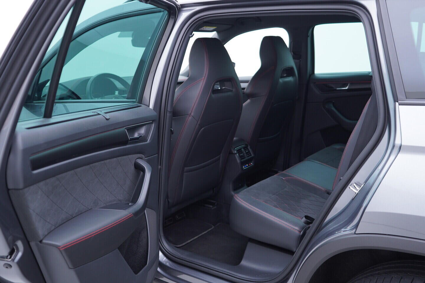OV190V11469_39.webp_KODIAQ RS 2.0 TSI 180 kW automat, DPH