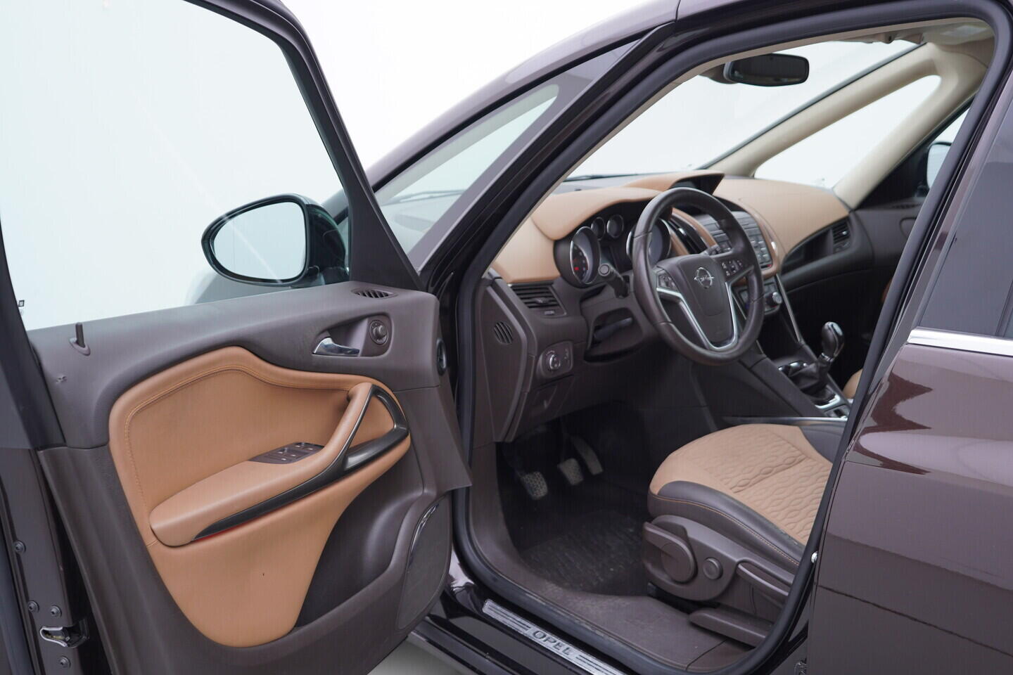 OV190V11470_18.webp_ZAFIRA Innovation 1.4 EcoFlex 103 kW manuál