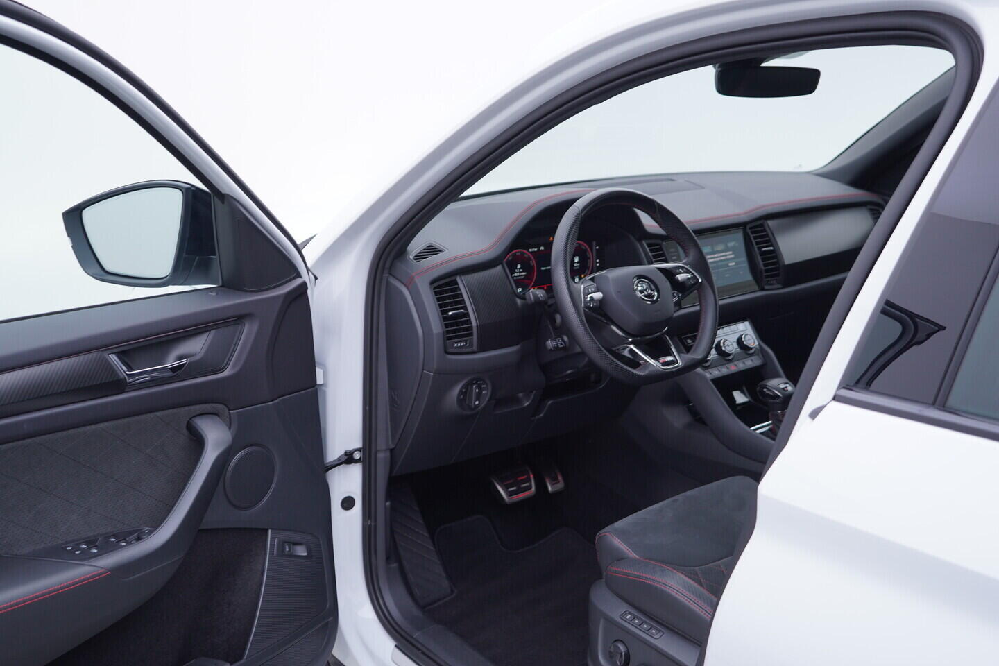 OV190V11474_18.webp_KODIAQ RS 2.0 TSI 180 kW automat, DPH
