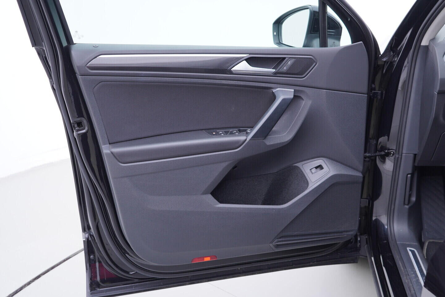 OV190V11481_19.webp_TIGUAN Highline 1.5 TSI 110 kW automat