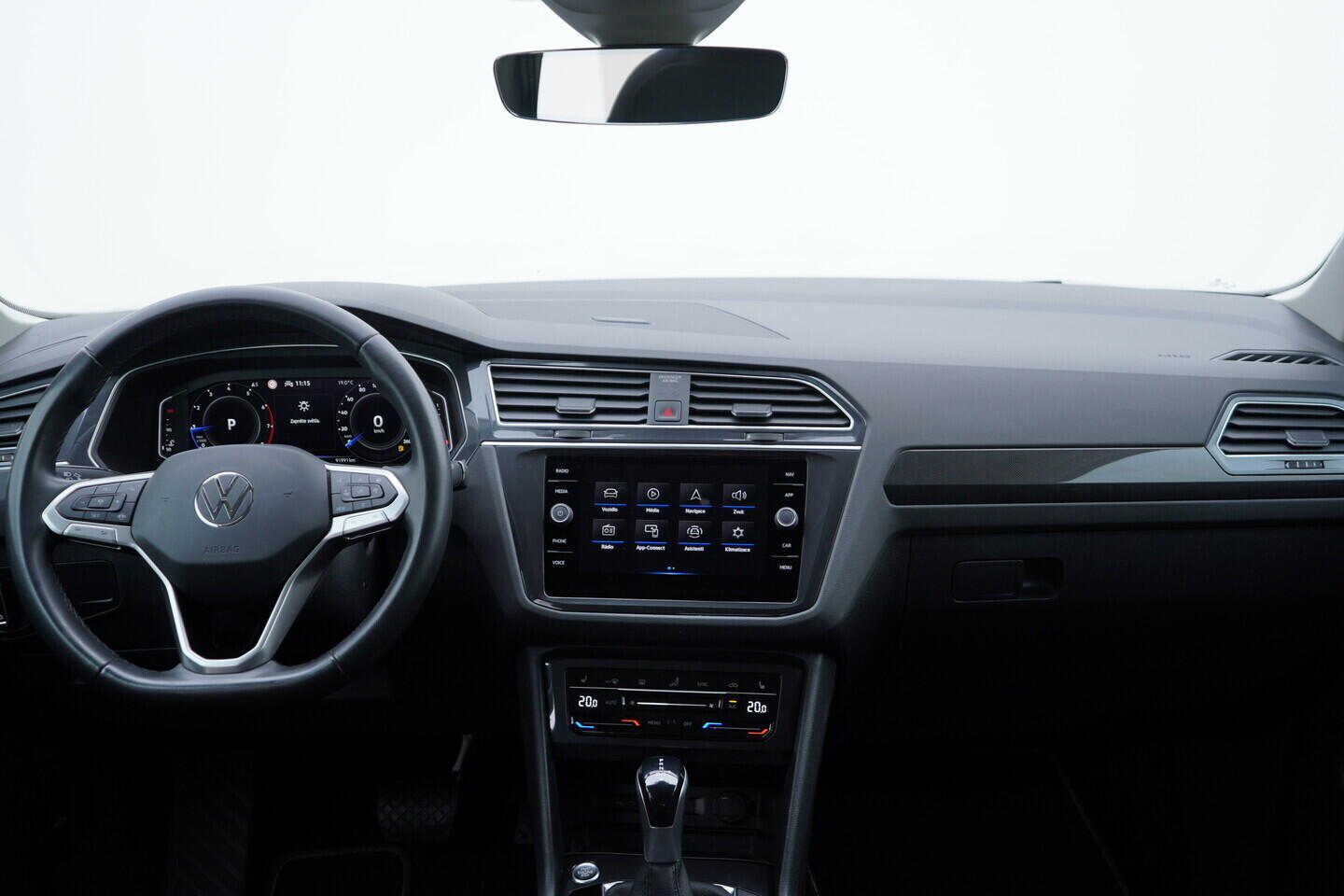 OV190V11481_26.webp_TIGUAN Highline 1.5 TSI 110 kW automat