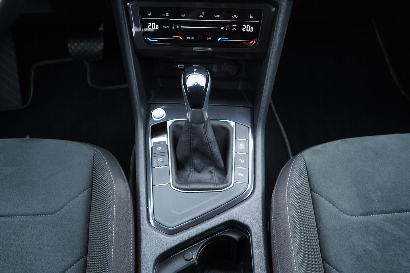 OV190V11481_34.webp_TIGUAN Highline 1.5 TSI 110 kW automat