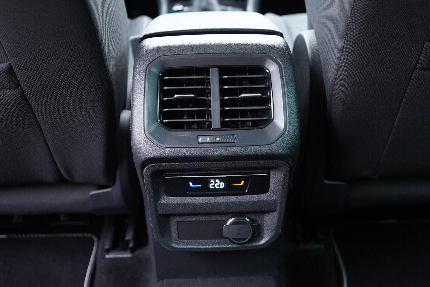 OV190V11481_36.webp_TIGUAN Highline 1.5 TSI 110 kW automat