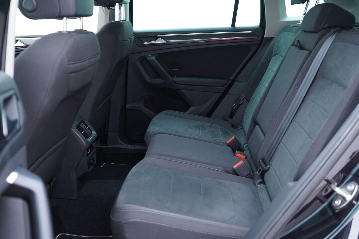 OV190V11481_37.webp_TIGUAN Highline 1.5 TSI 110 kW automat