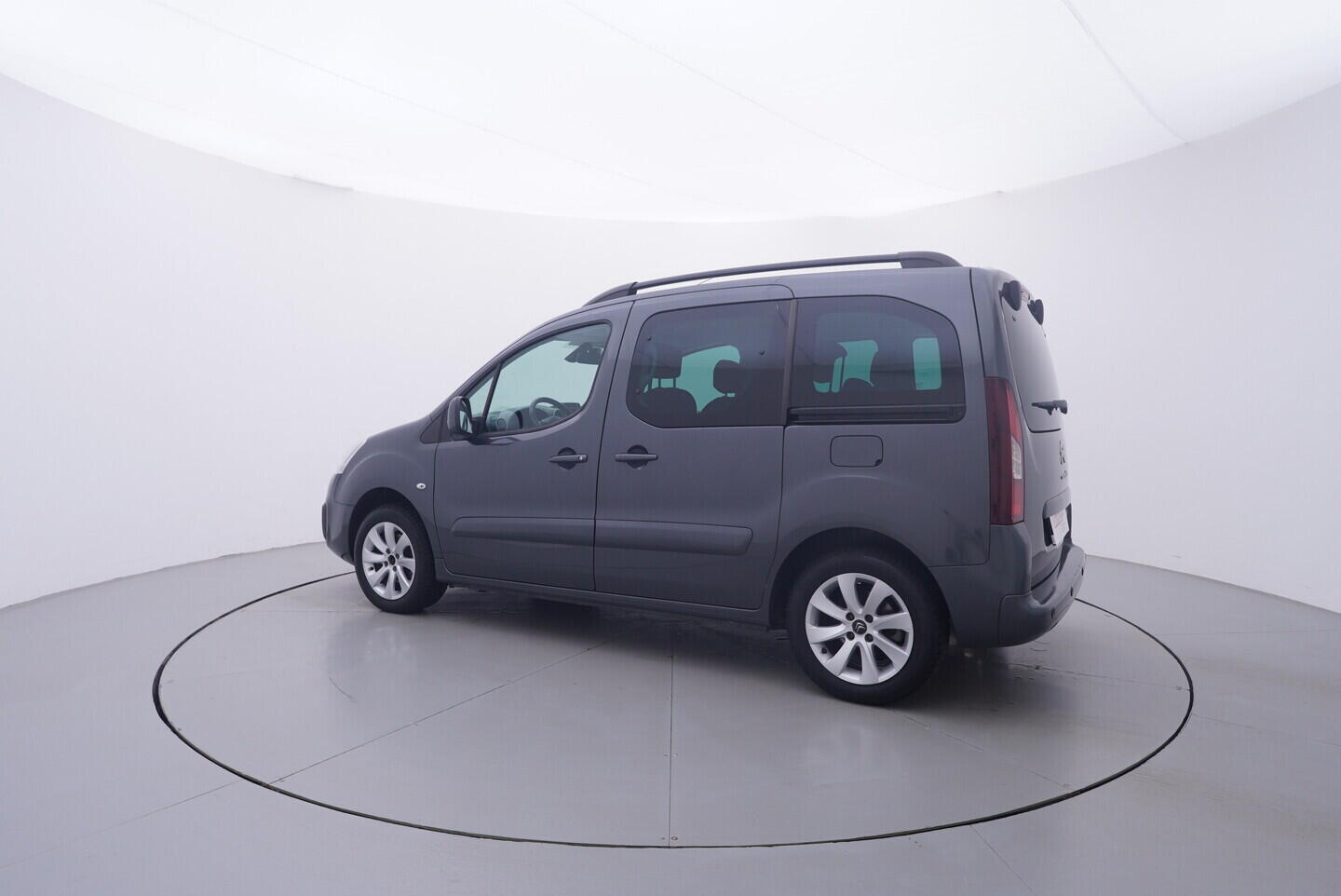 OV190V11483_12.webp_BERLINGO  1.6 VTi 88 kW manuál