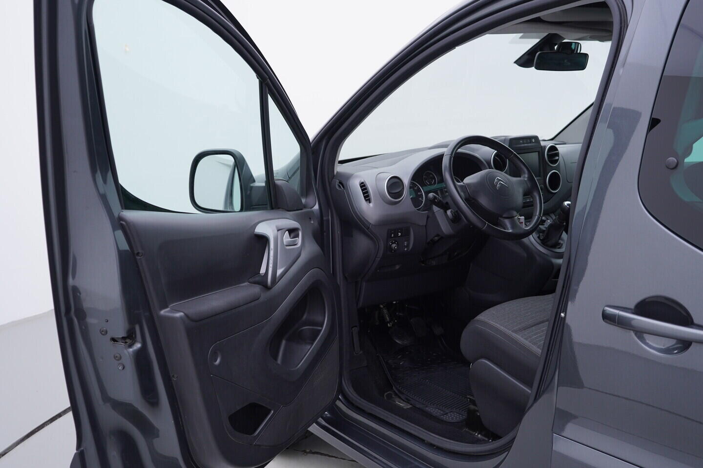 OV190V11483_18.webp_BERLINGO  1.6 VTi 88 kW manuál