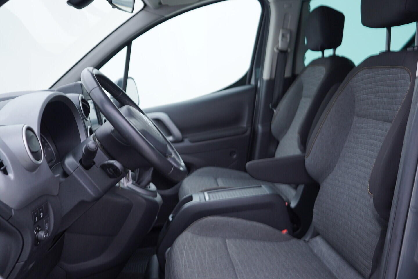OV190V11483_21.webp_BERLINGO  1.6 VTi 88 kW manuál