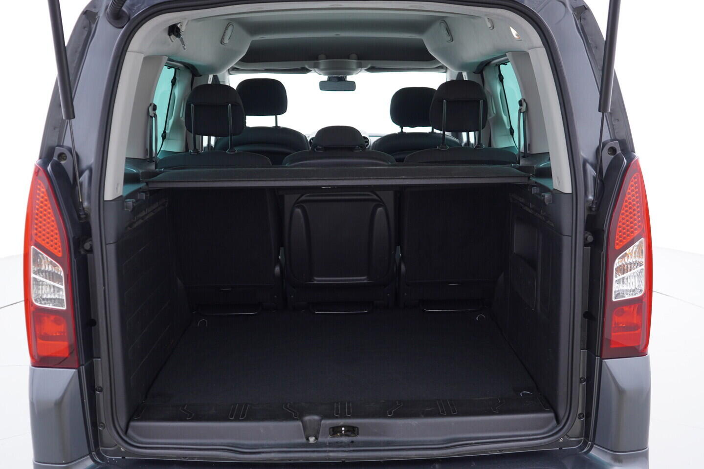 OV190V11483_37.webp_BERLINGO  1.6 VTi 88 kW manuál