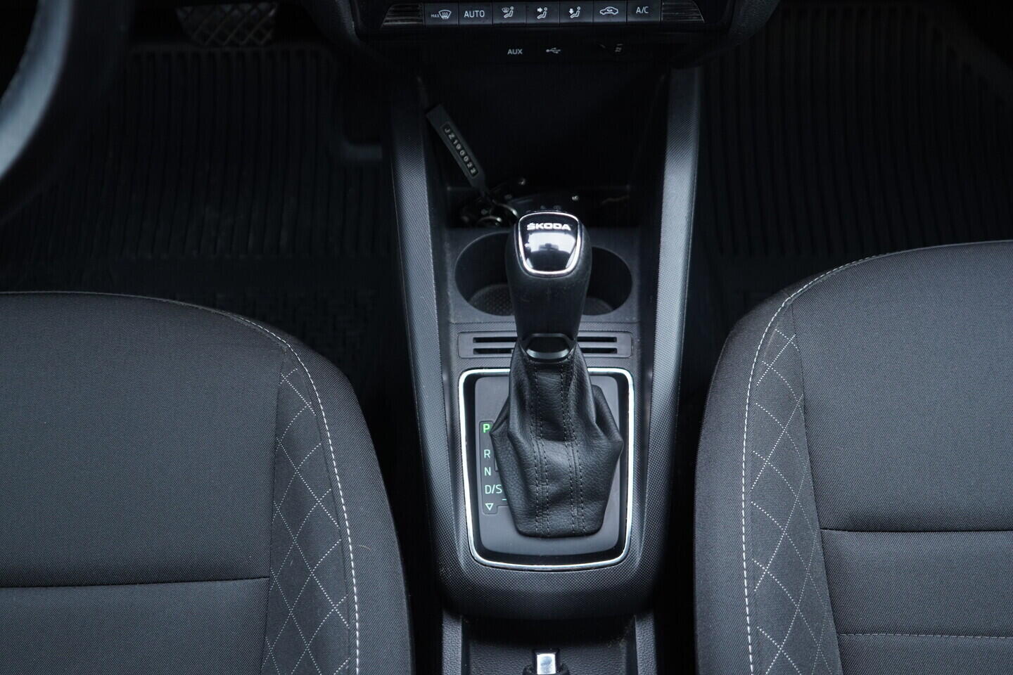 OV190V11484_33.webp_FABIA Style 1.0 TSI 81 kW automat