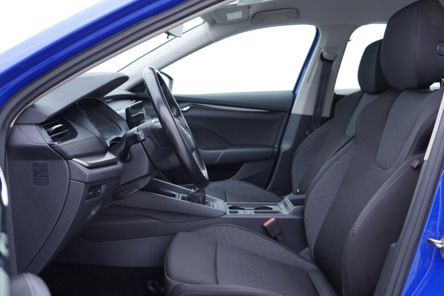 OV190V11485_22.webp_OCTAVIA Active 1.0 TSI 81 kW manuál, DPH