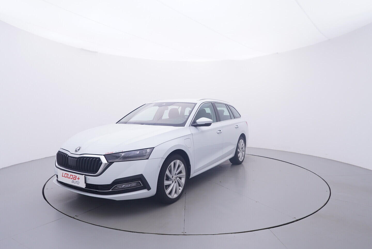 OV190V11487_10.webp_OCTAVIA Style 1.4 TSI 150 kW automat, DPH